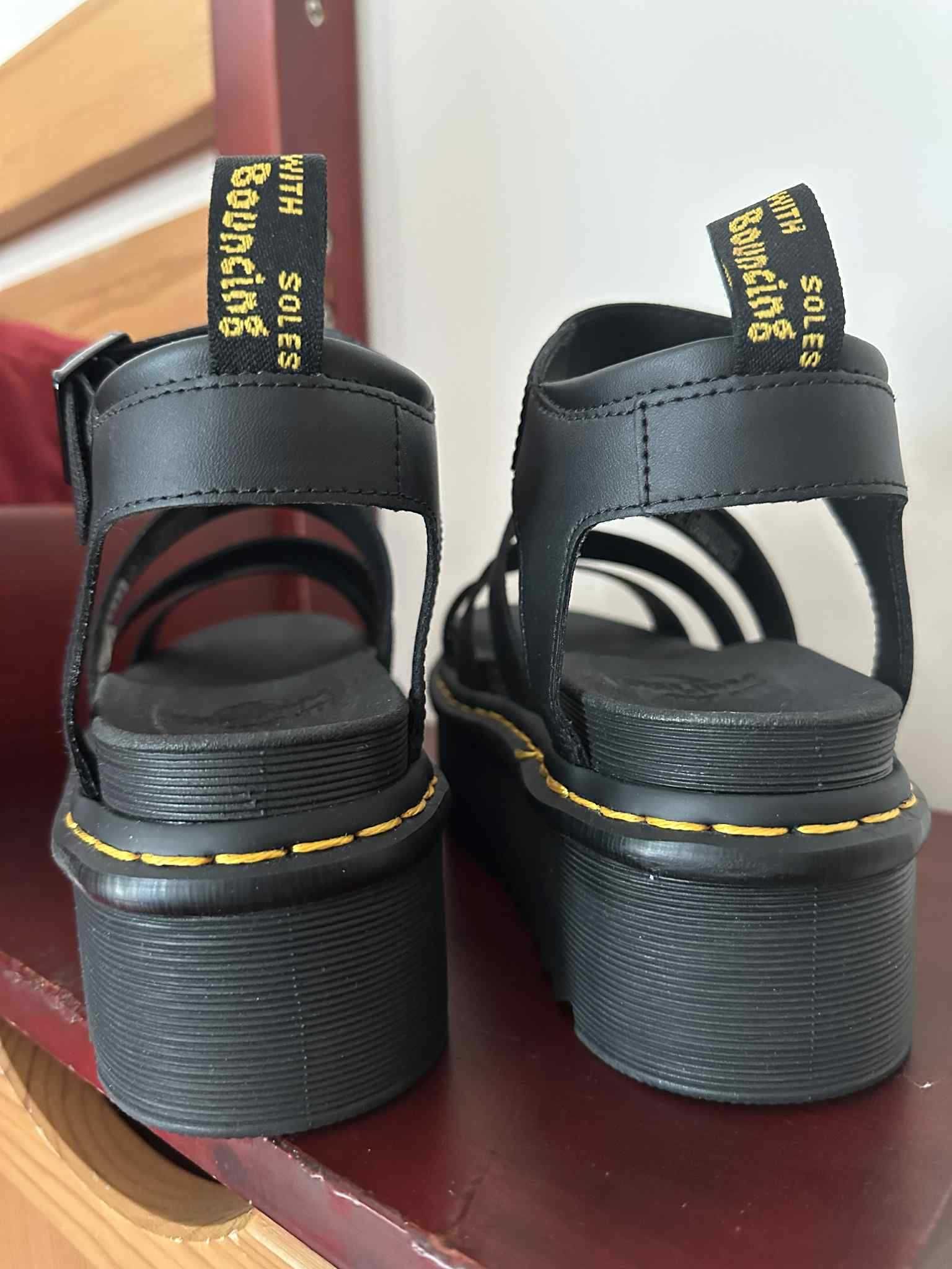 Дамски сандали Dr. Martens Blaire Quad Platform Gladiator