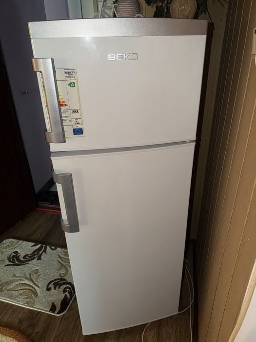 Frigider beko ..
