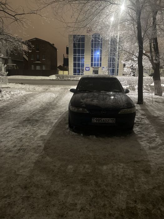 Продам обмен Opel vectra b 1.6 16v