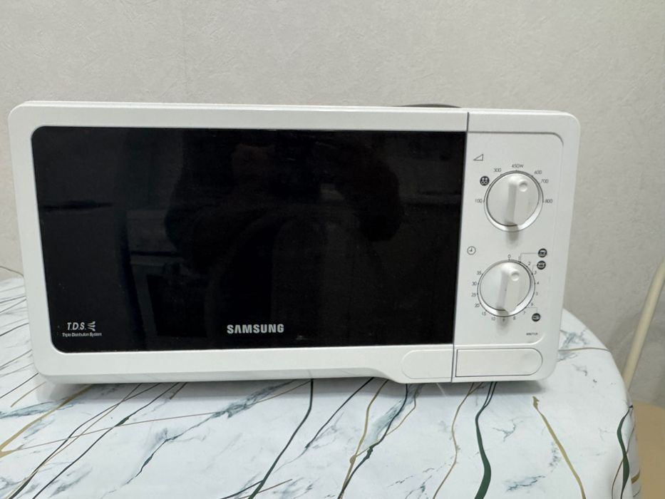 Микроволновка Samsung