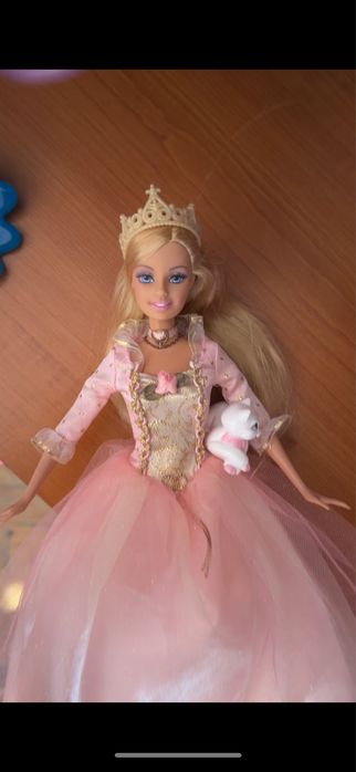Papusa Barbie din filmul Princess and the Pauper