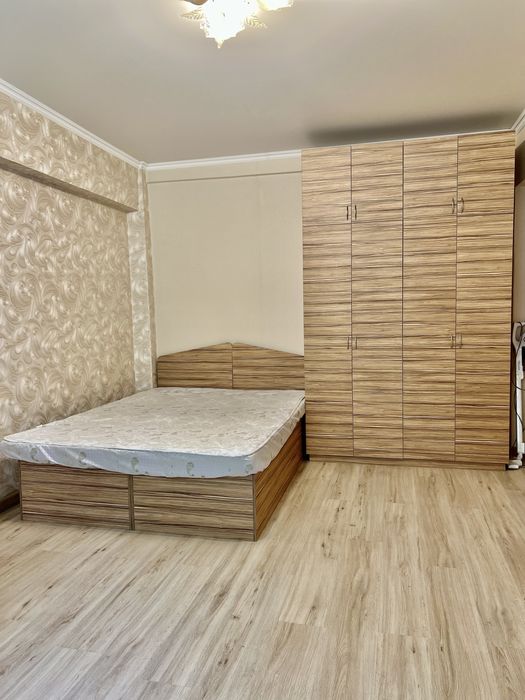 Сдам однокомнатеую квартиру Достык Чайкиной3а