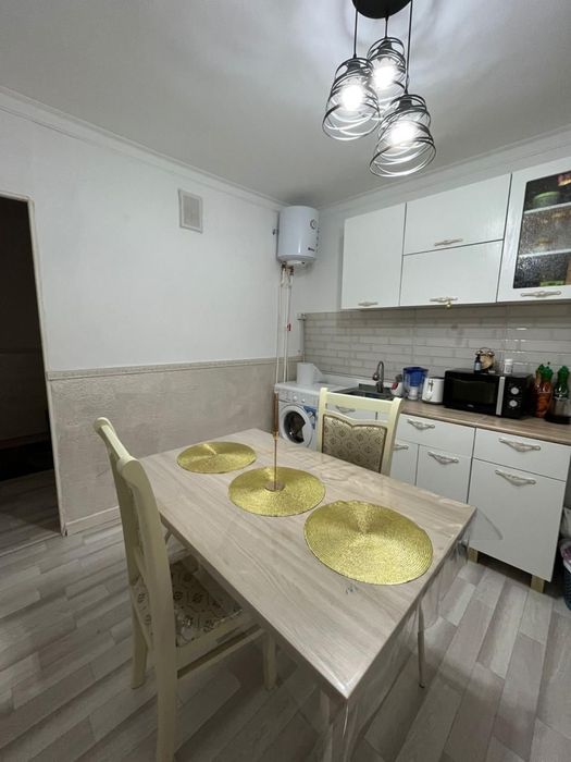 Құлсары қаласы 5мкр 12дом 2бөлмелі 2этажданремонт жасалған техника