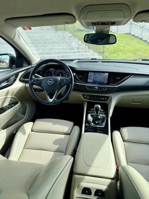 Vând Opel Insignia 2.0 CDTI – 170 CP – 2018 – Manuală
