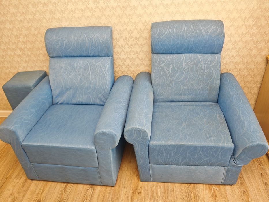 Продам кресла (2 шт.) – отличное состояние