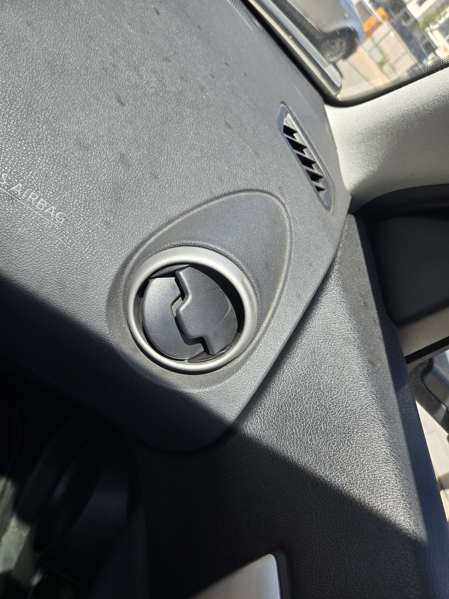 Продавам отличен автомобил Nissan Qashqai