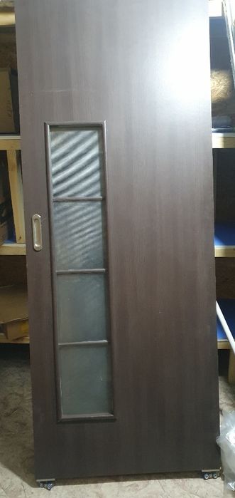Продам Двери б/у