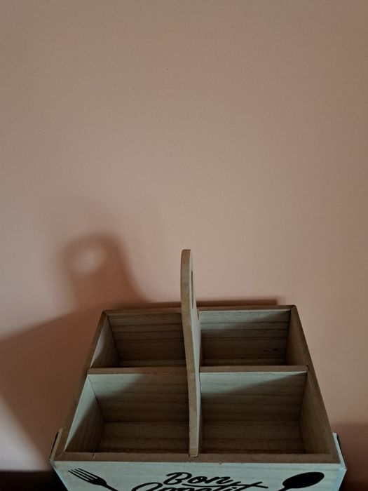 Дървена поставка сол,пипер,олио,оцет