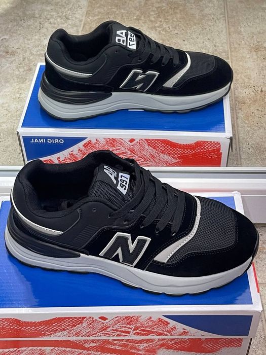 Adidași unisex nb