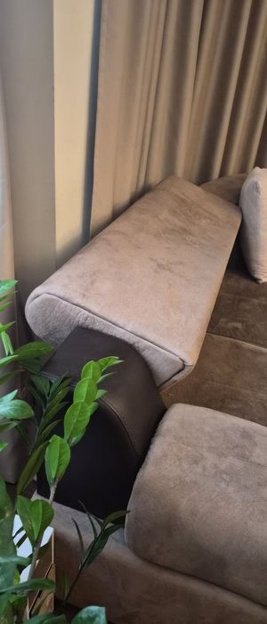 Диван голям ъглов