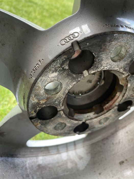 Jante Audi A4 B9 cu cauciucuri iarna 205/60 R16, anvelope M+S 205 60