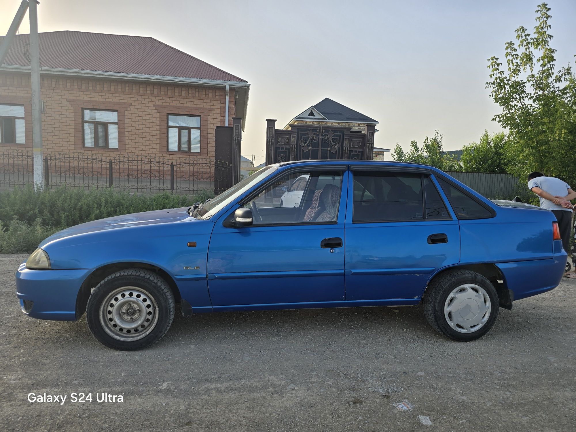 Нексия сатылады срочно