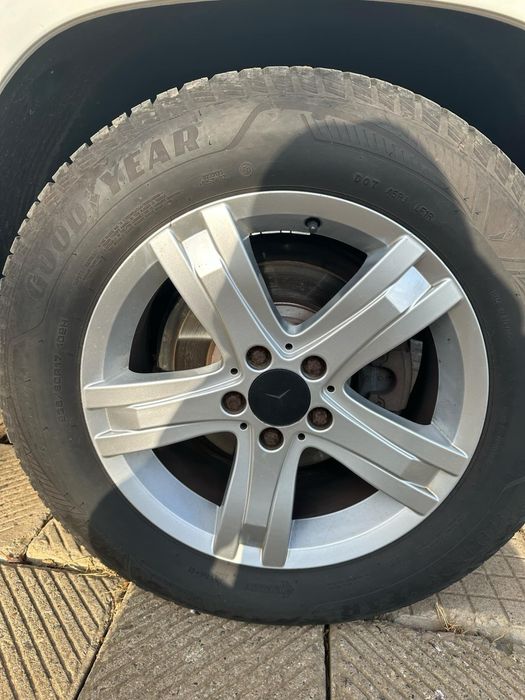 Зимни гуми с джанти Мерцедес ГЛК