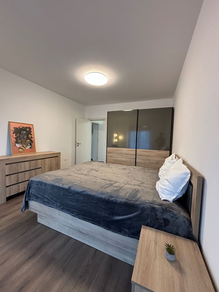 Дава се под наем Двустаен апартамент в Банско - 97 кв.м за 510 € - Снимка #10