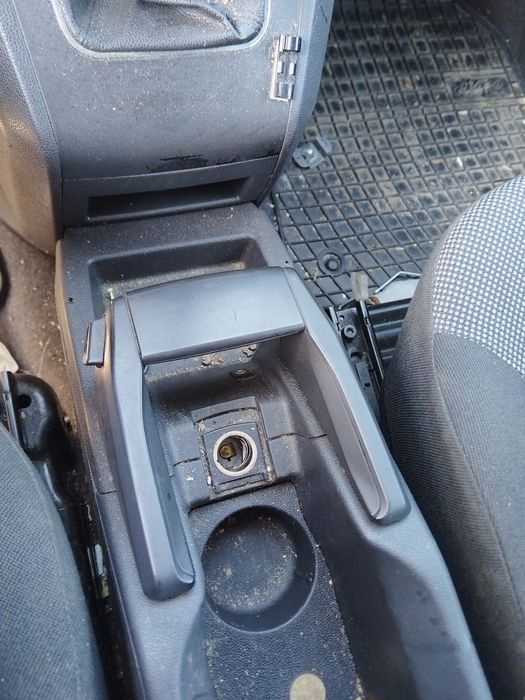 Maneta frana de mana cu cablu Opel Zafira B an 2005-2014
