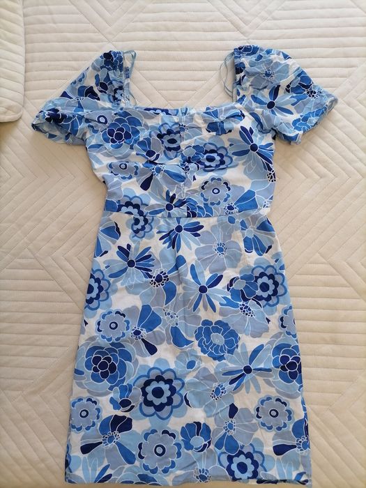 Продам классное платье новое