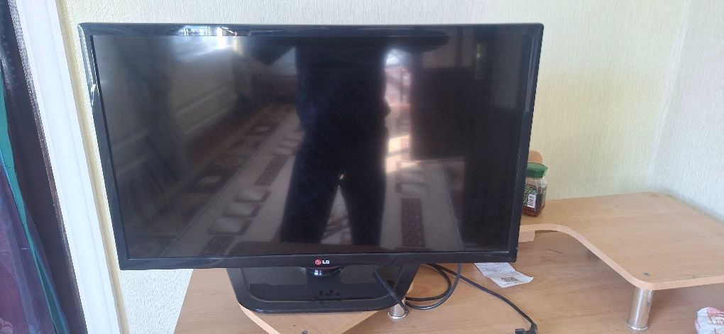 Telvizor43 HD ve