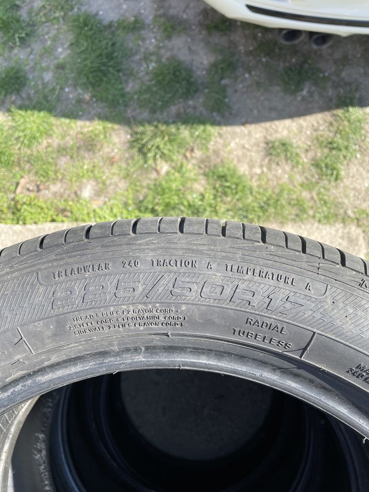 Vand set 4 anvepole 225/50/17 GoodYear de vara RUNFLAT