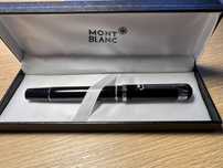 Stilou Mont Blanc negru, capac pattern piramida, foutain pen