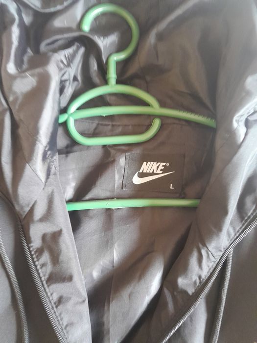 Мъжка ветровка Nike