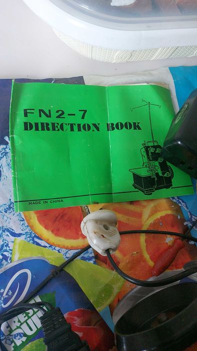 Обверлок  трехниточный ,Китай