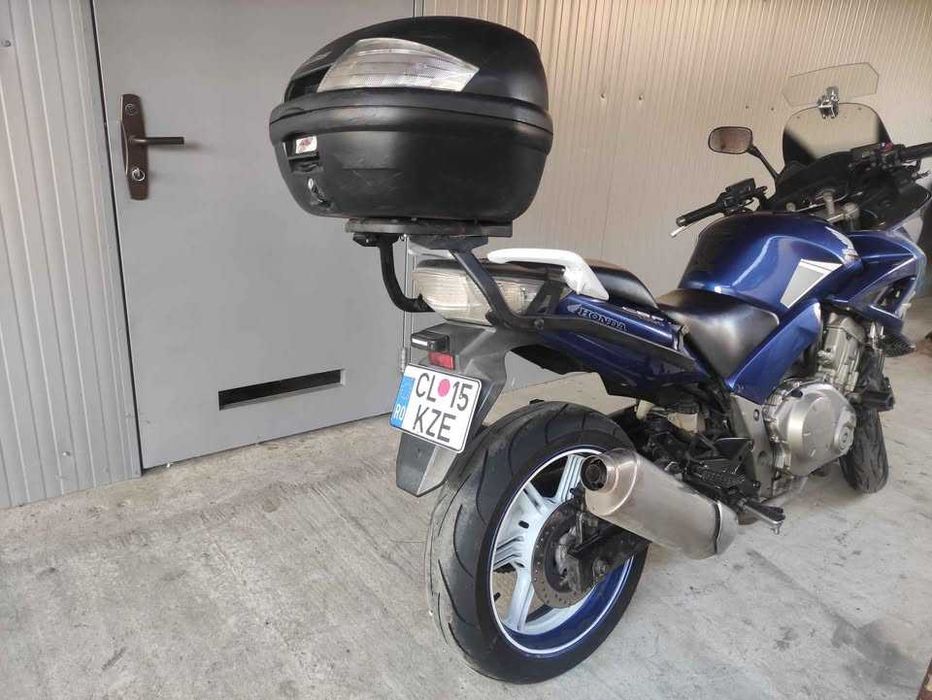 Vând Honda CBF 1000 SC58