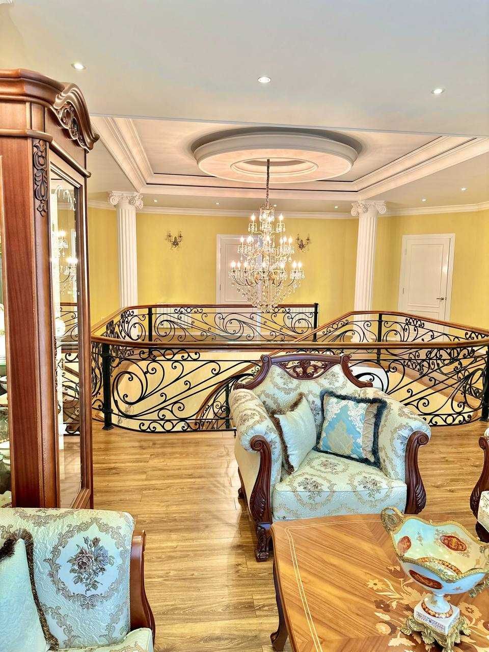 Продается ДОМ с дорогой мебелью и техникой на САМПИ