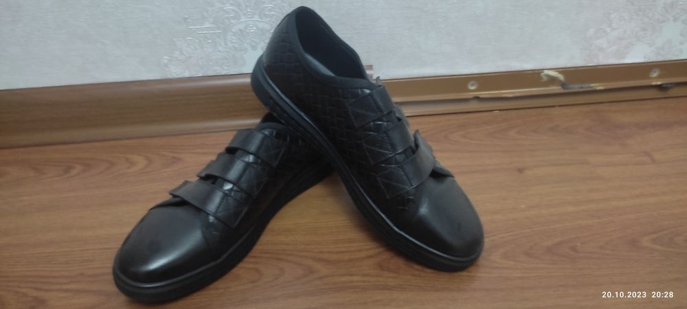 классическая обувь