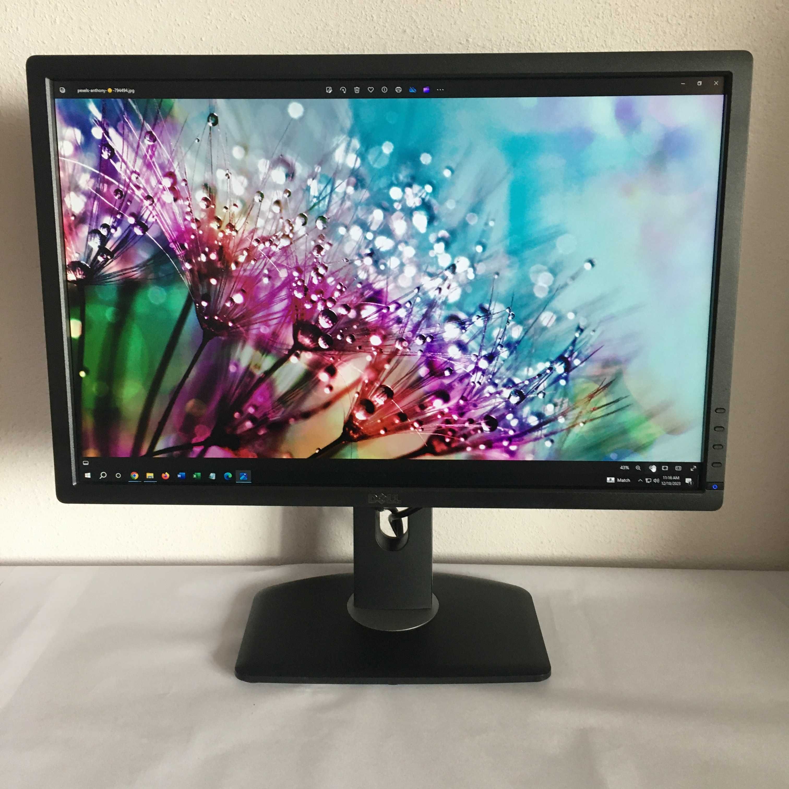 Monitor LED IPS DELL 24" wide