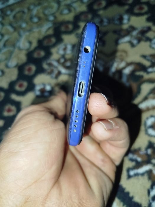 Redmi 8 xotira 3/ 32