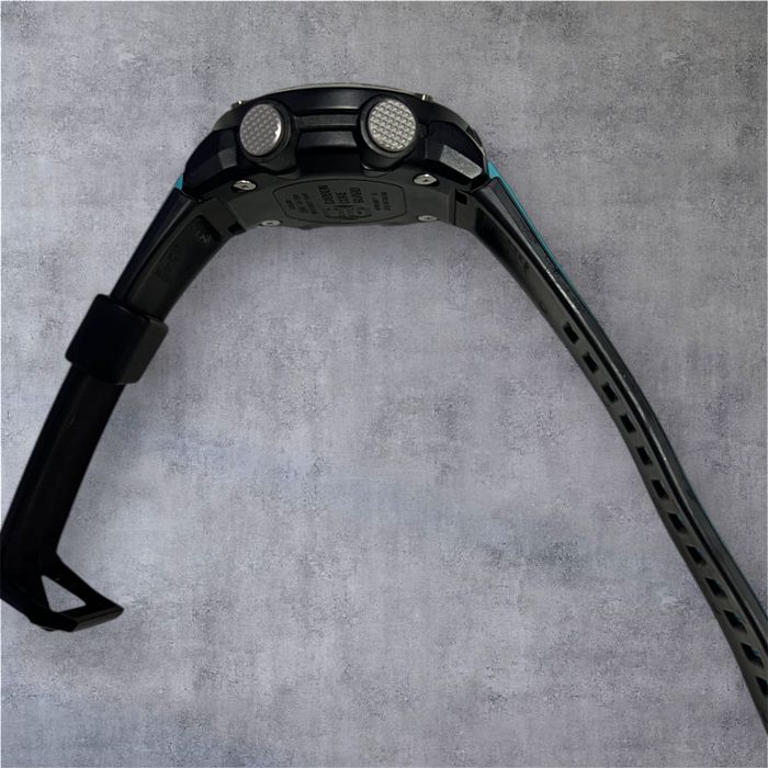 Мъжки часовник Casio G-Shock GA-2000-1A2ER