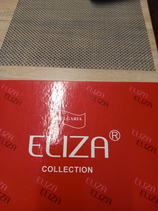 Продавам дамски обувки, нови, цвят бежов летни на дупки, марка Eliza