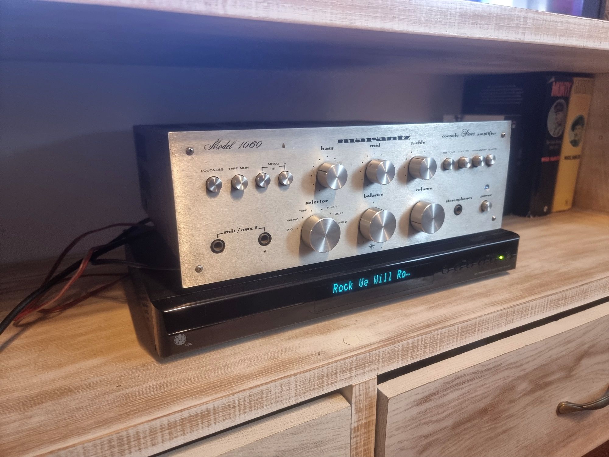 Marantz 1060 amplificator de colecție