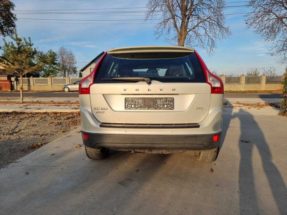 Volvo Xc60 2.0 Diesel D3 E-drive