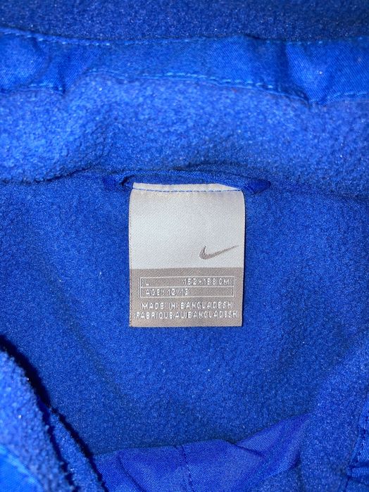 Яке Nike - син Anorak