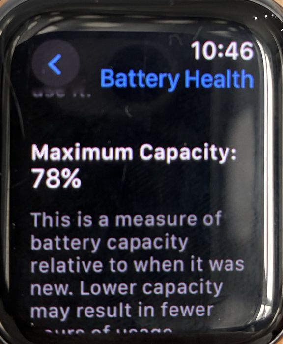 Apple Watch SE (GPS + Cellular)