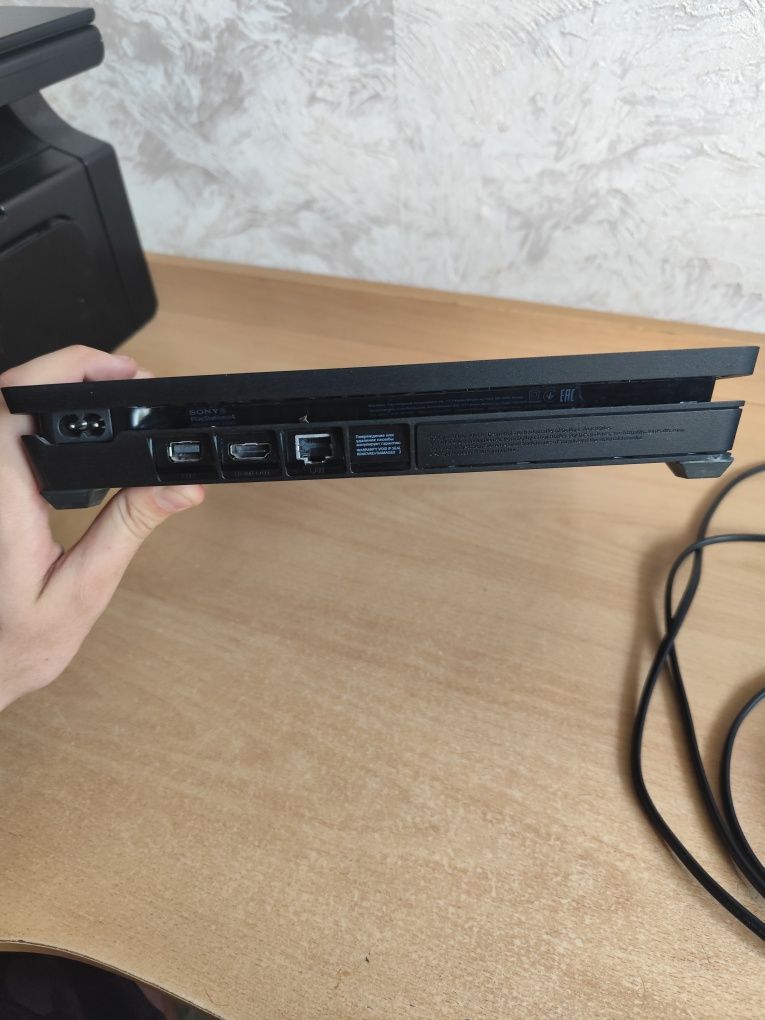 Playstation 4 Б/У