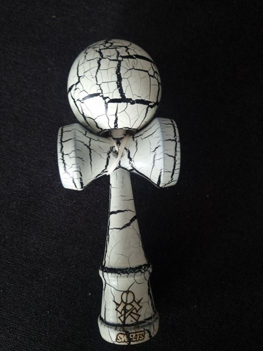 Vând kendama USA si Sweets