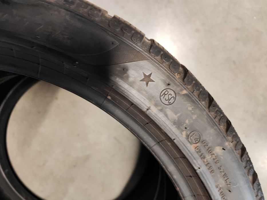 2бр. зимни гуми 245/40/19 Pirelli