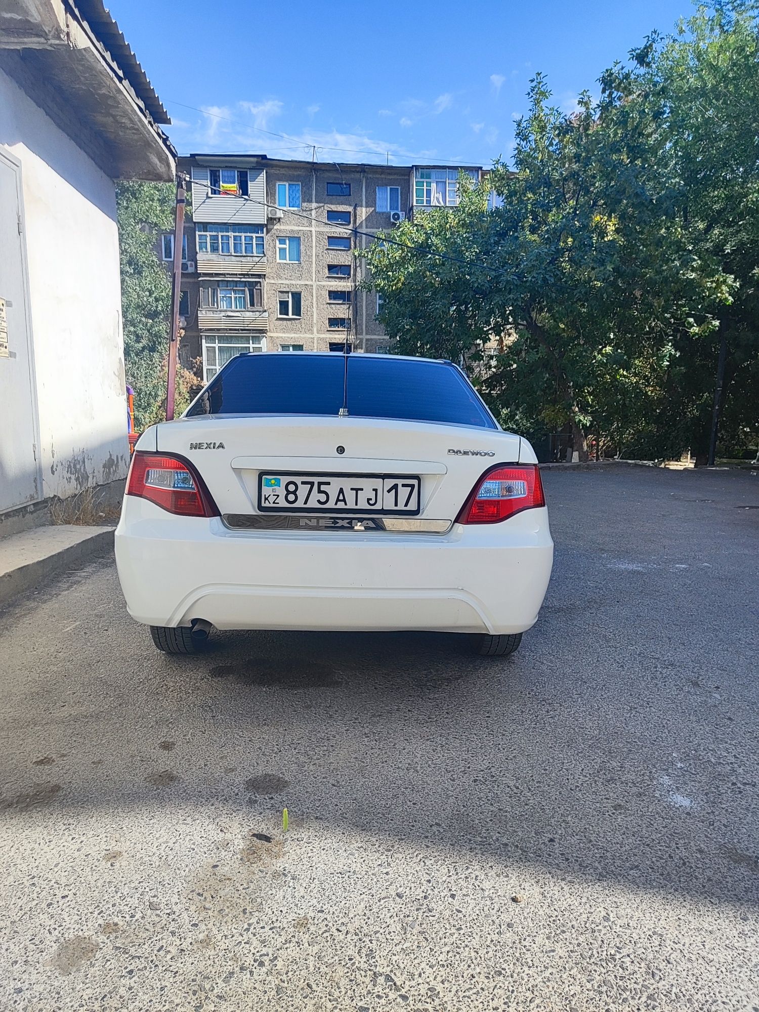 Продается Нексия 2