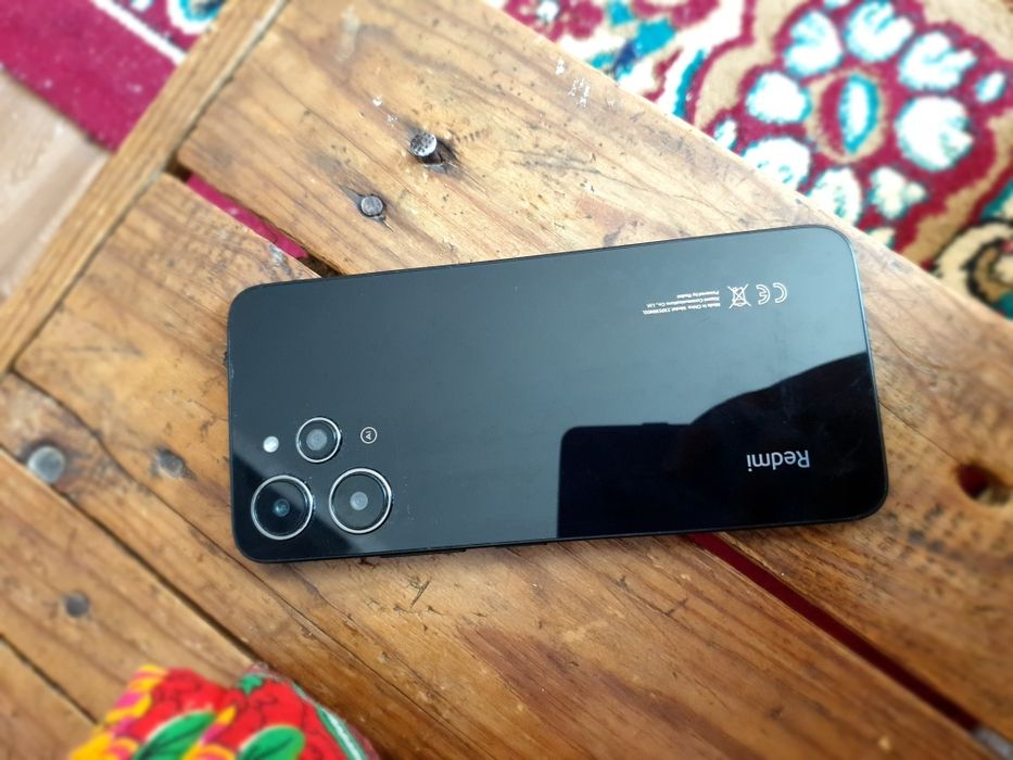 Redmi 12 телефон