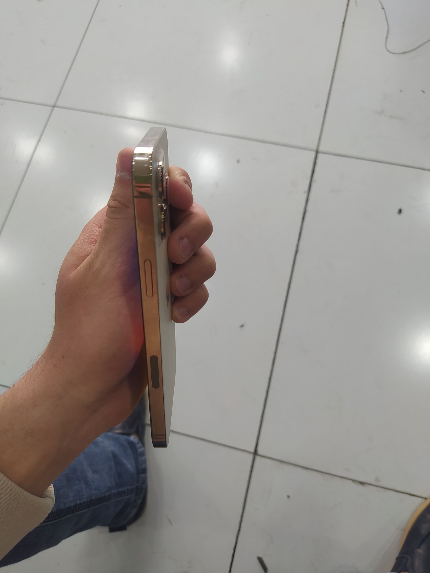 Iphone Gold 13ProMax Amerikanskiy