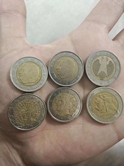 Евро монети 1 и 2 евро за колекционери