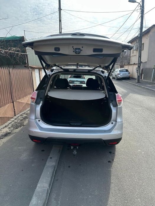 Vând Nisan X-Trailer