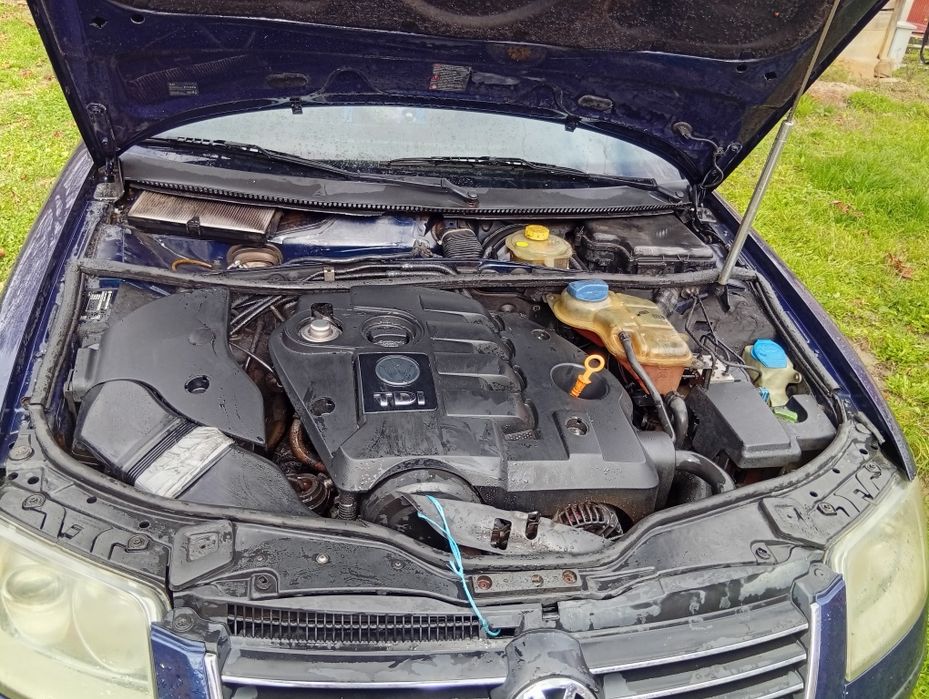 Vând masina, Volkswagen Passat 1.9tdi