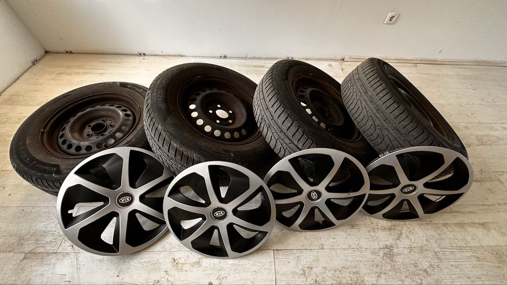Jante de tablă cu cauciucuri de iarnă 215/70 R16 si capace