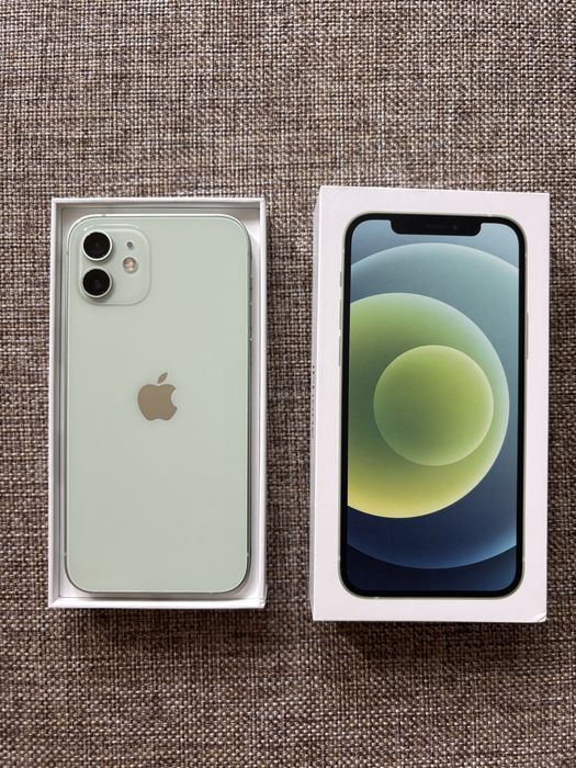iPhone 12 64 GB в идеальном состоянии, без ремонта АКБ: 75%