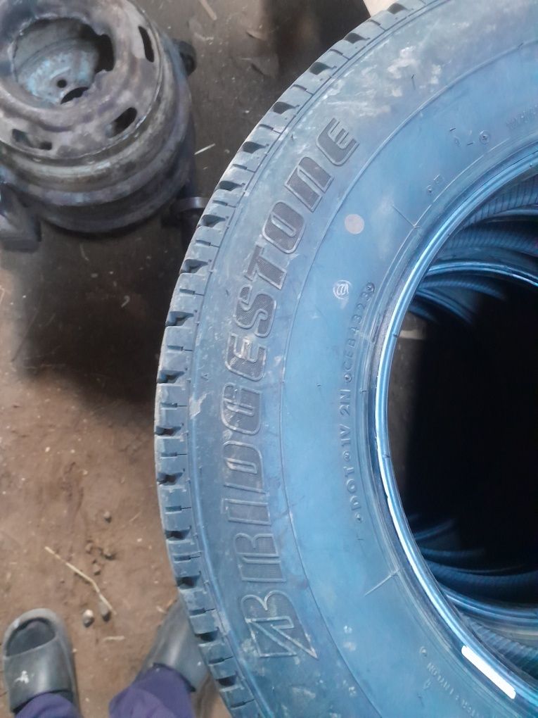Продам шины 205 R16c