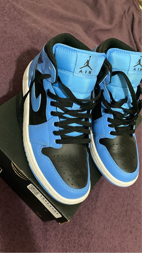 vand jordan 1 university blue