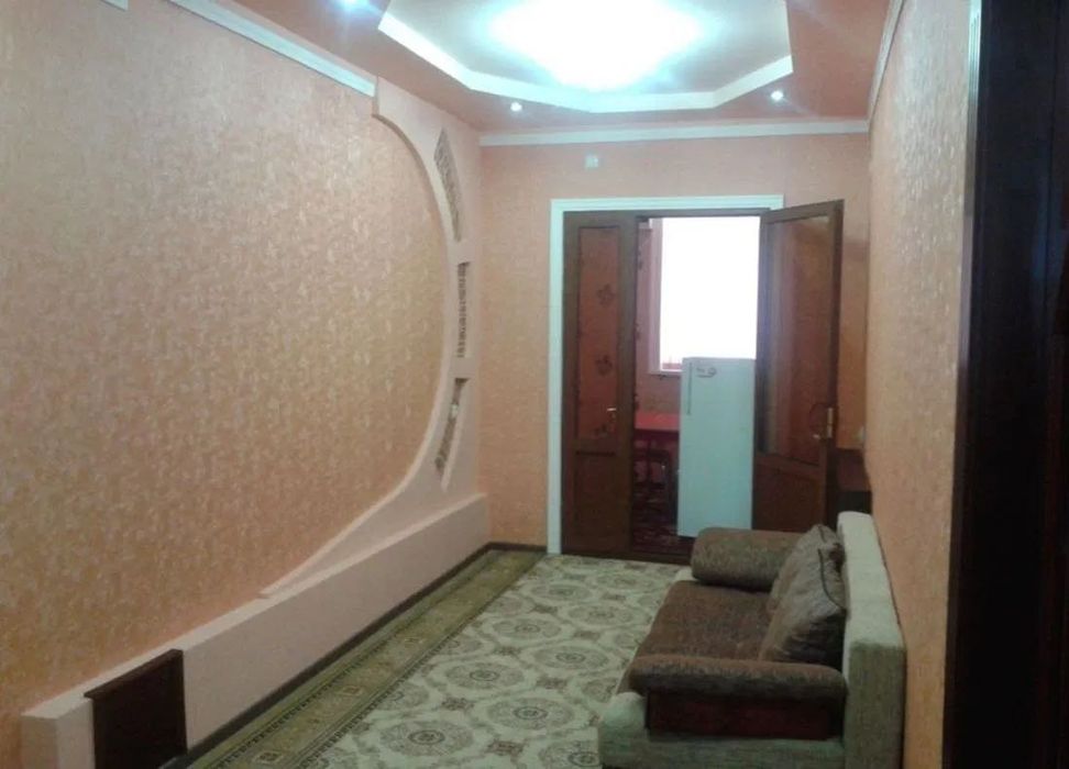 #1006

2/4/4 Дархан 
Тамара Ханум 
Спецплан 85кв.